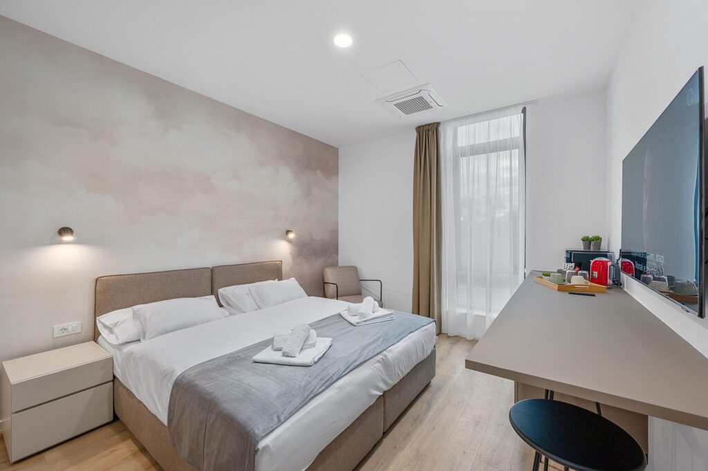 Reference Scorpio Dekori