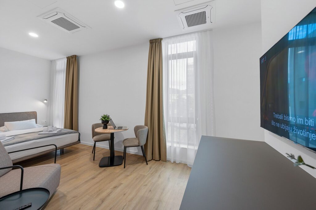 Reference Scorpio Dekori